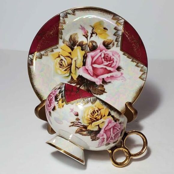 Del Coronado Teacup and Saucer Pink Yellow Roses Vintage - Picture 5 of 10